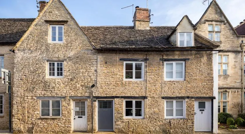 The Cottage - Image 1