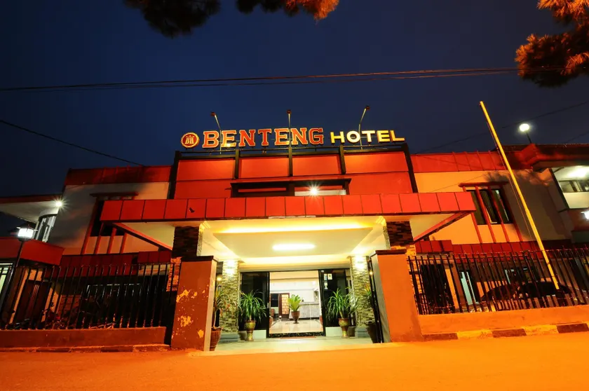 Hotel Benteng - Image 1