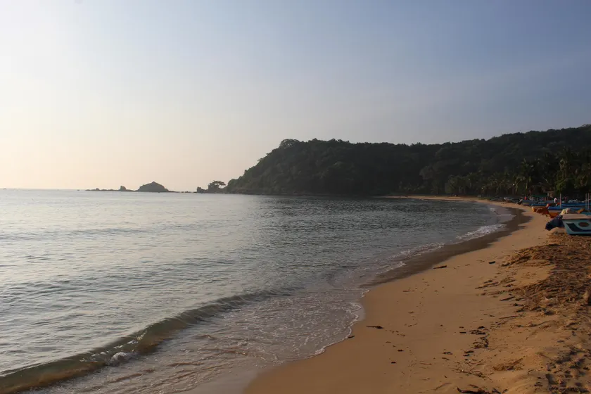 Clara's Beach Inn - Image 1