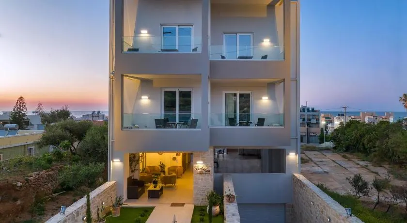 Creta Sun luxury apartments - Image 1