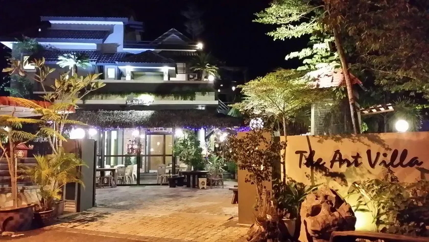 Art Villa - Image 1