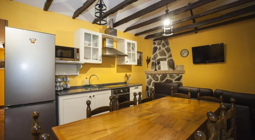 Apartamentos Luxury Ciempozuelos - Image 1