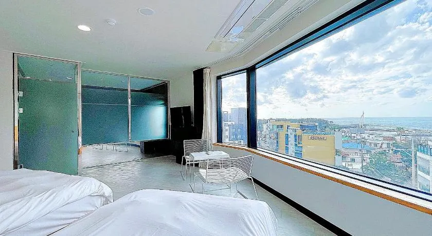 Nine Boutique Hotel - Image 1