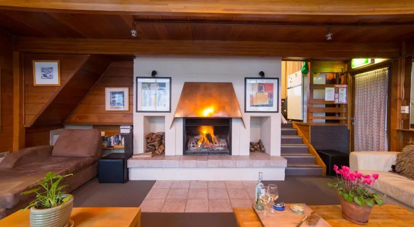 Aneeki Ski Lodge - Image 1