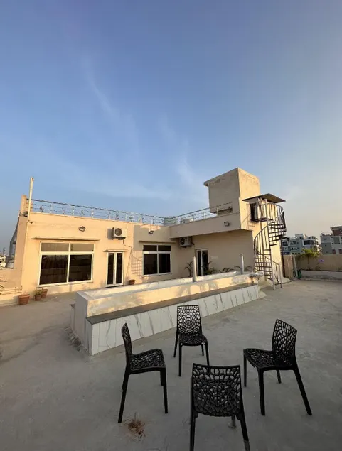 Patel's Penthouse - Image 1