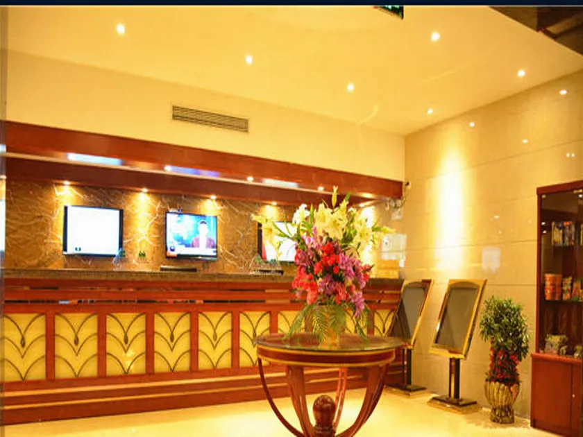 GreenTree Inn Jiangsu Taizhou Xinghua Zhangguo Bus Station Express Hotel - Image 1