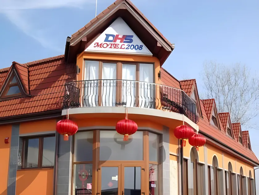 Motel DHS - Chinese Restaurant - Image 1