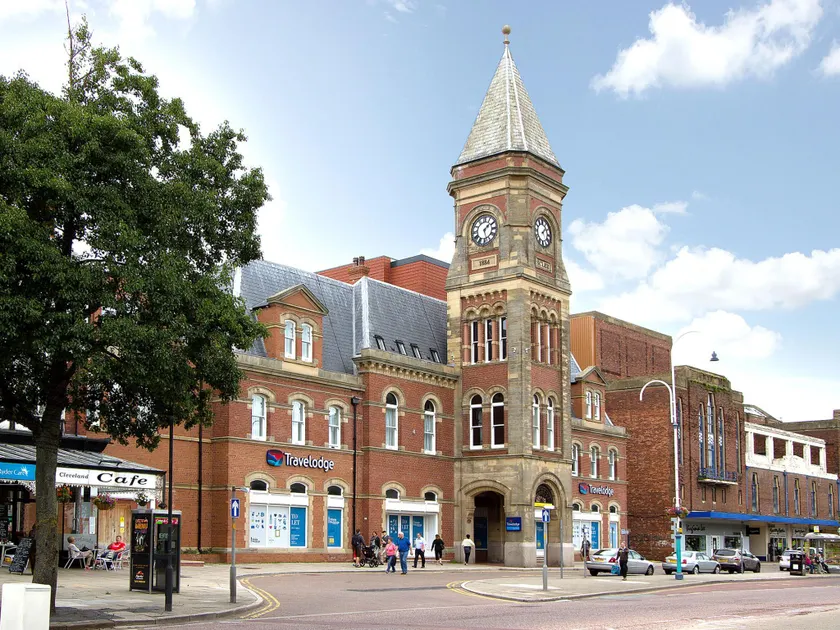 Travelodge Southport - Image 1
