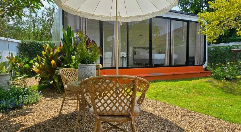 Ari & Alki Garden - Image 1