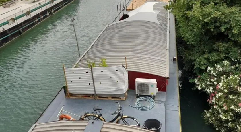 Péniche Chopine - Image 1