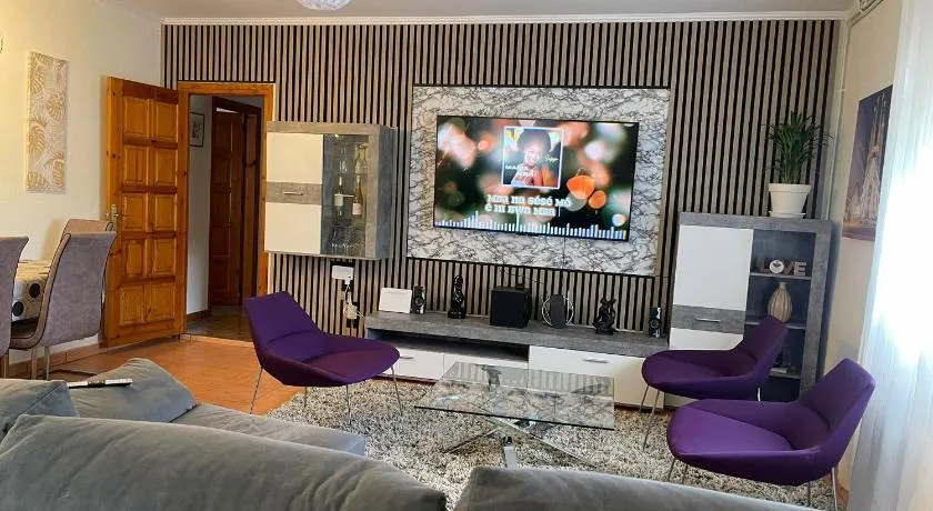 Large and cozy studio - Image 1