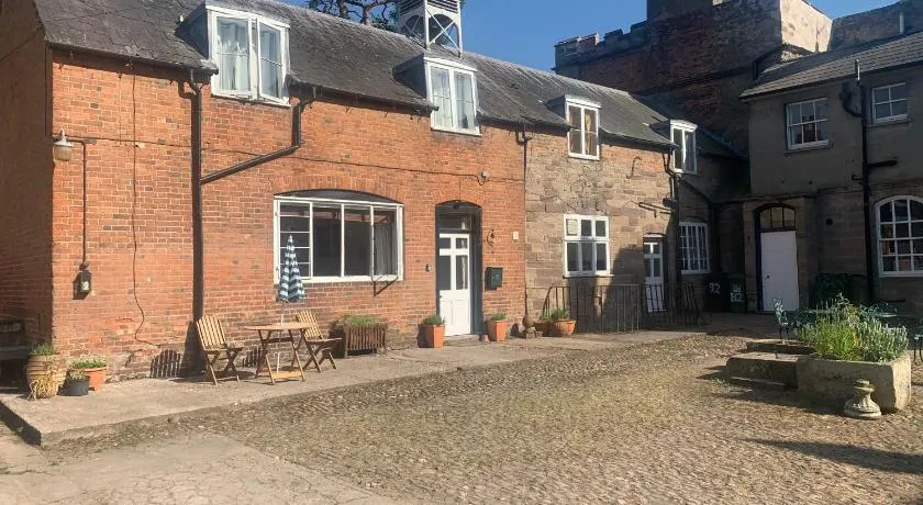 Lavender Cottage - Image 1