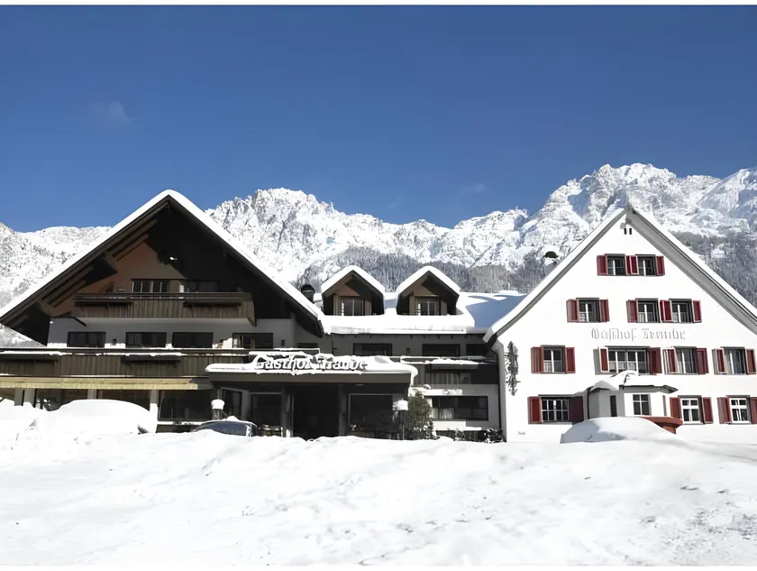 TRAUBE BRAZ Alpen Spa Golf Hotel - Image 1