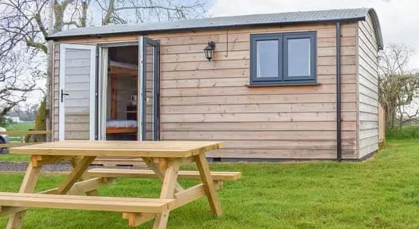 Vicarage Hideaways - Image 1