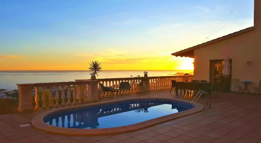 ASHRAM VILLA SUNSHINE - UN PARADISO CON VISTA SPETTACOLARE SUL MEDITERRANEO - Image 1
