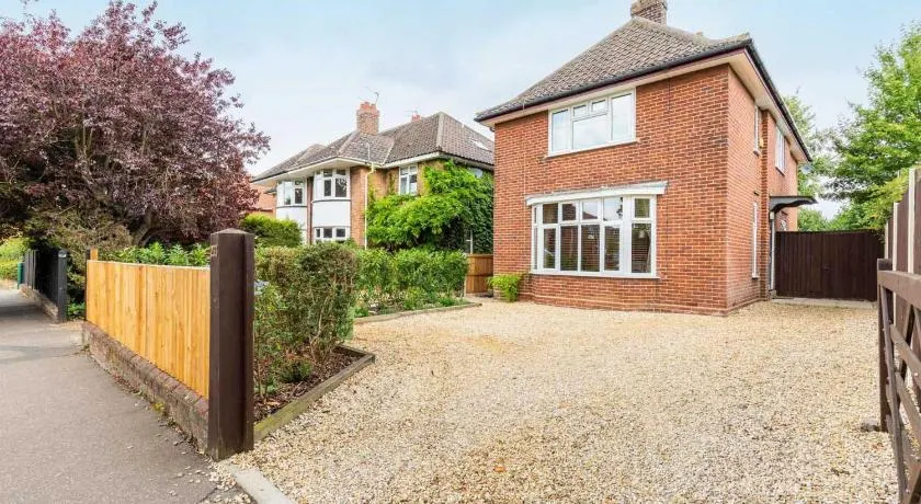 Host & Stay - St Clements House - Image 1