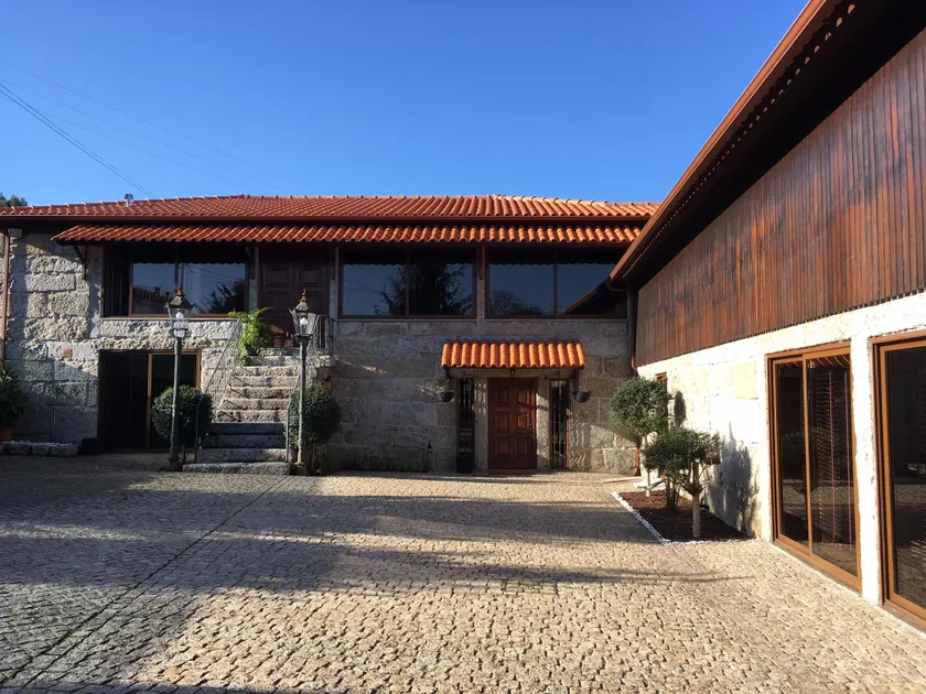 Bergui Guesthouse - Em Guimarães desde 2017 - Image 1