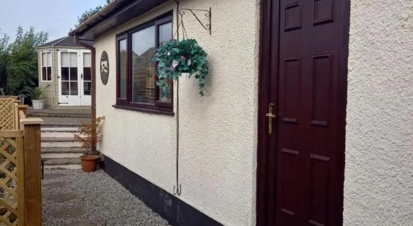 Self Contained Garden Annexe in Bodmin - Image 1