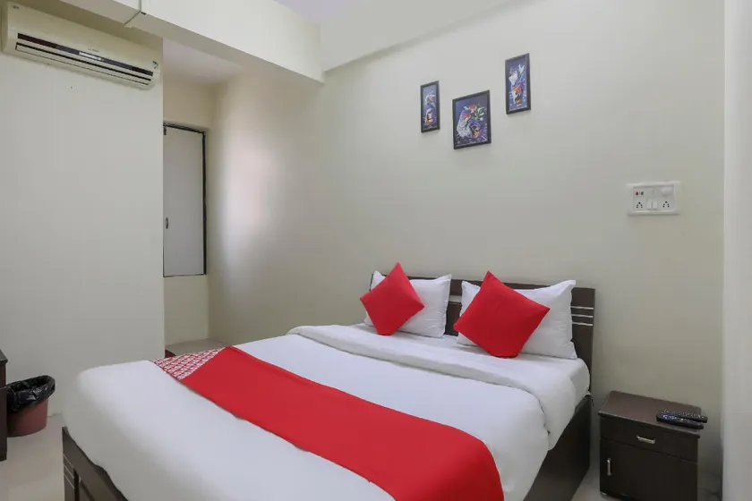 Hotel O Shyam Vatika Banquet And Rooms - Image 1