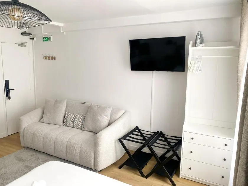 RESIDENCE DES HALLES - APPARTHOTEL - Image 1