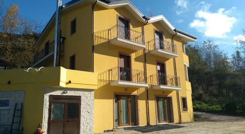 Villa Center appartamenti nel verde in città - Image 1