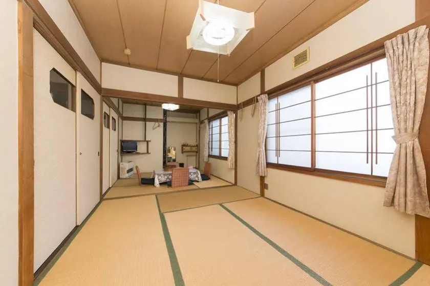 Henmi Ryokan - Image 1