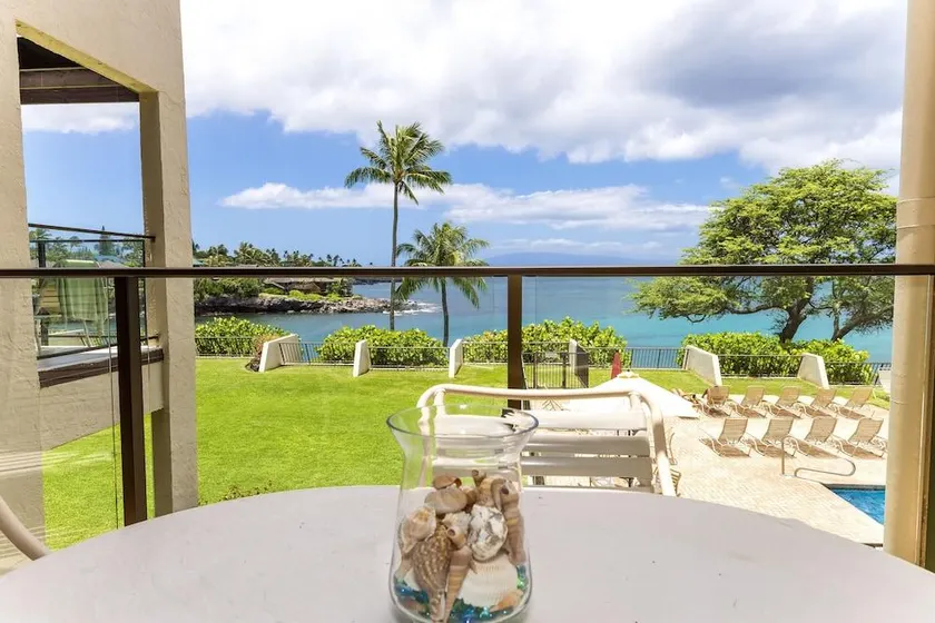 Napili Point 2 Free Rental Cars KBM Resorts Water Front 2 Units 4 Bedrooms ML-2096 - Image 1