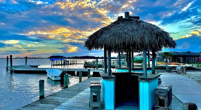 Snug Harbor Marina and Resort - Image 1