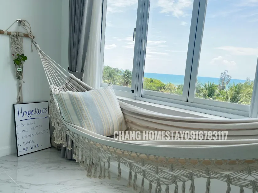 SEAVIEW MUINE' S CHANG CORNER, perfect for couples - Image 1