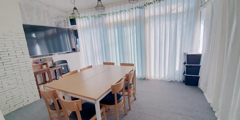 Party!big TV.hongik univ stn, 4beds, 1st floor[16] - Image 1