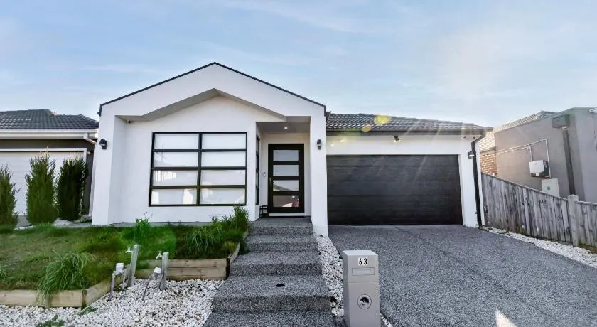 Luxury home away from home - Image 1
