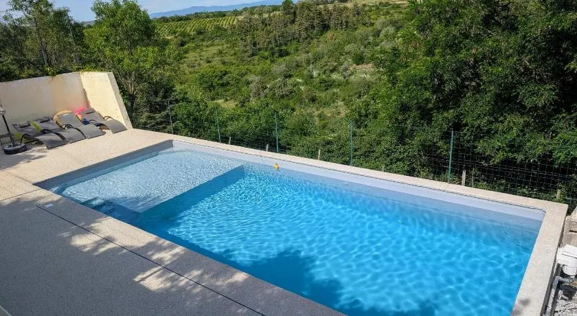 Gîte avec piscine en sud Ardèche - Lou Quieou - Image 1