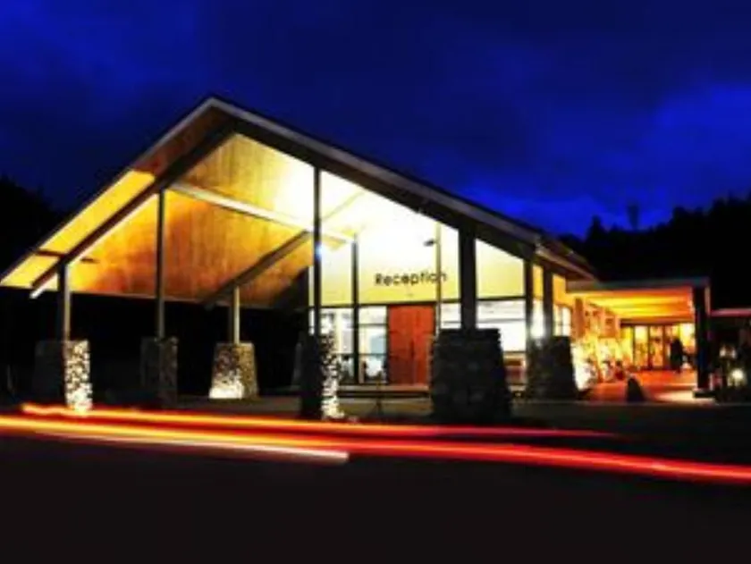Silverstream Retreat - Image 1