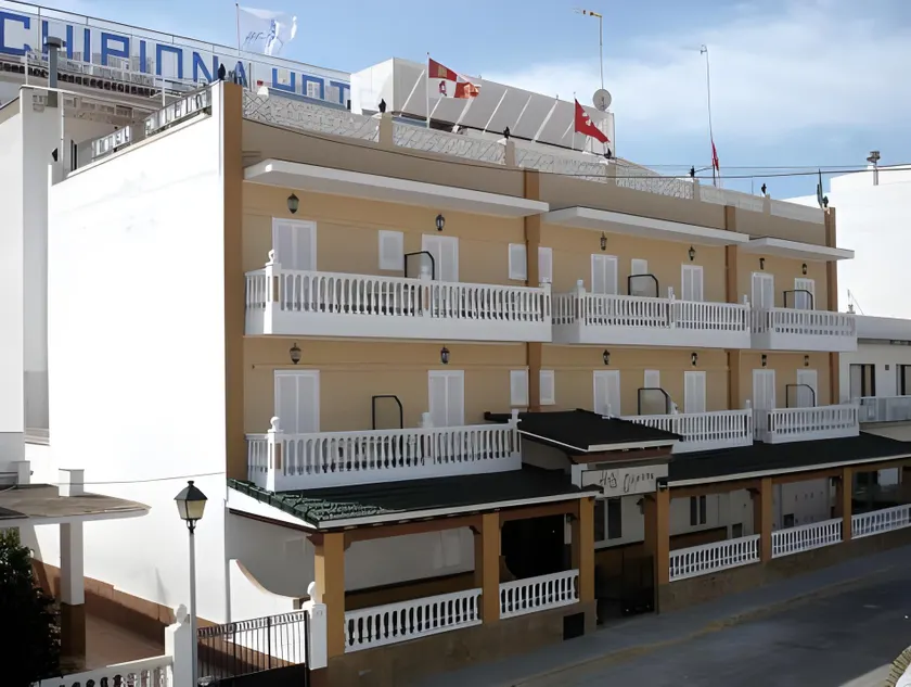 Hotel Chipiona - Image 1