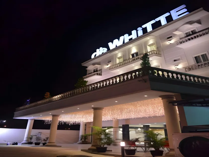 De Whitte Hotel - Image 1