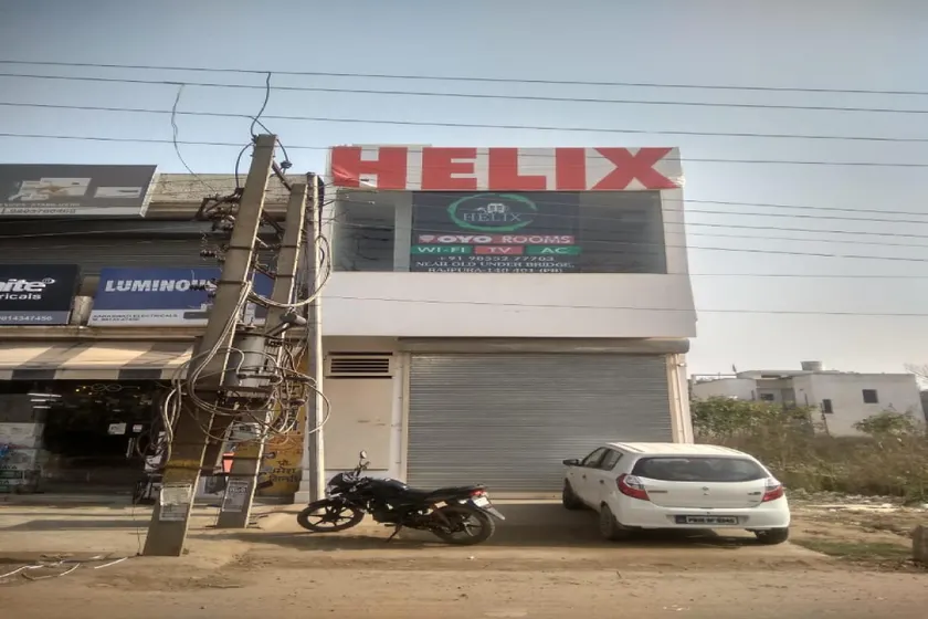HOTEL HELIX -- RAJPURA -- Budget Rooms for Family, Couples, Solo Travellers - Image 1