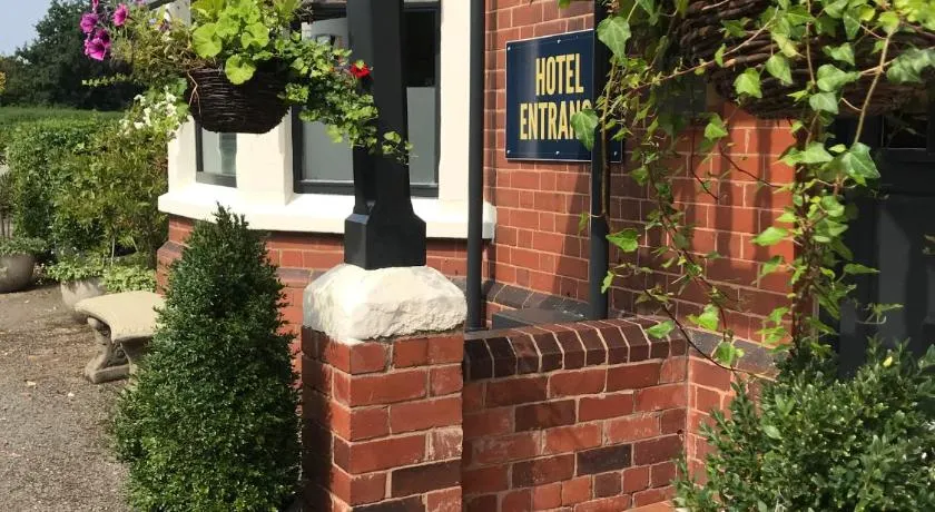 Rowton Poplars Hotel - Image 1