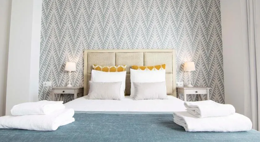 Suite Premium - Cathedral of Malaga - Image 1