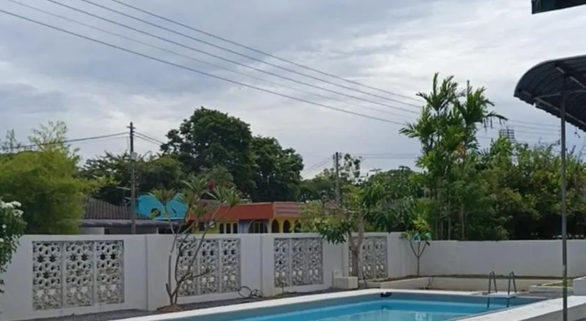 HOMESTAY ALORSETAR TOWNCENTRE by ASTARILA GUESTHOUSE-StadiumDarulaman - iSLAM SAHAJA - Private Pool, BBQ Zone & Kolam Pancing Puyu - 8-13pax - Image 1