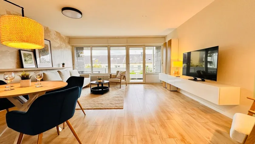 Moderne Wohnung | 89m2 | 3 min zum Bahnhof & City - Image 1
