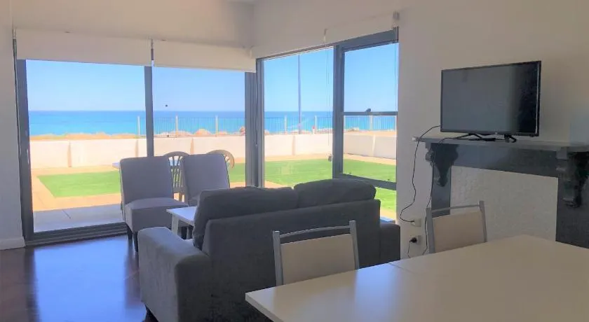 The Somerton Beach Retreat - Image 1