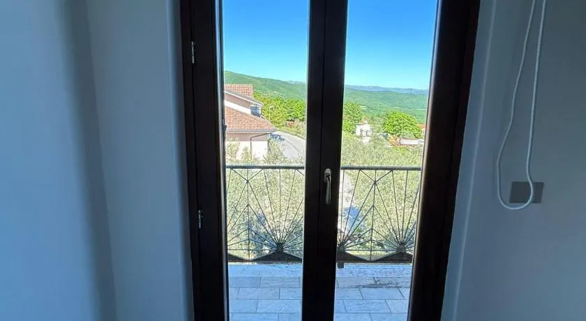 Fuori Dal Borgo - Image 1