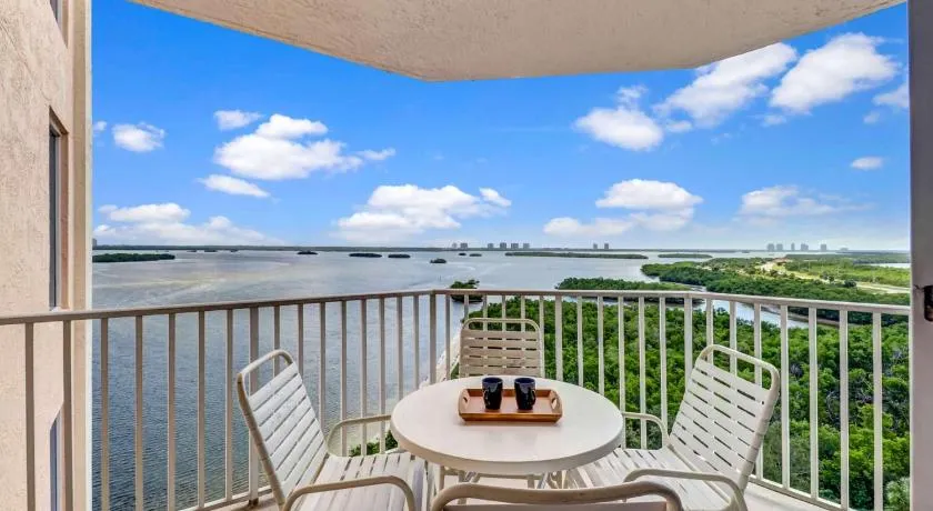#808 Lovers Key Beach Club #808 Monthly Rates Available - Image 1