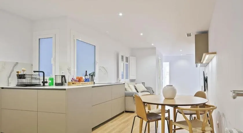 Apartamento exclusivo a 15 min de Barcelona - Image 1