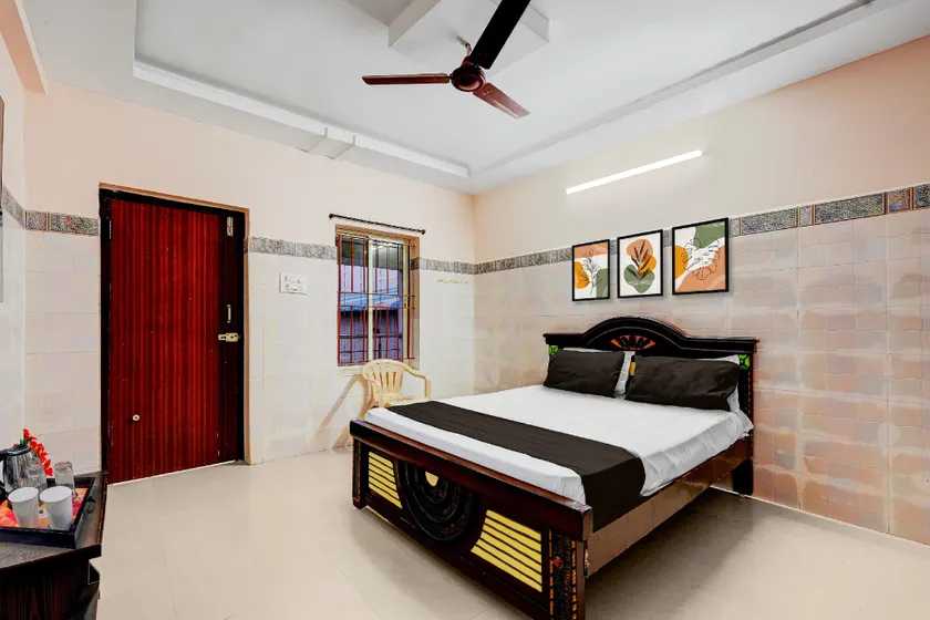 Super Hotel O Srinivasa Mangapuram Temple Formerly BGR Gardens - Image 1