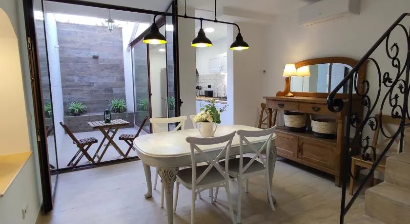 CasaBala - Near the beach and Barcelona center - Image 1