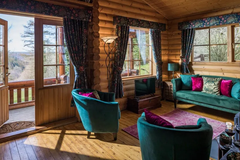 Boutique lodge with spectacular moorland views - Image 1