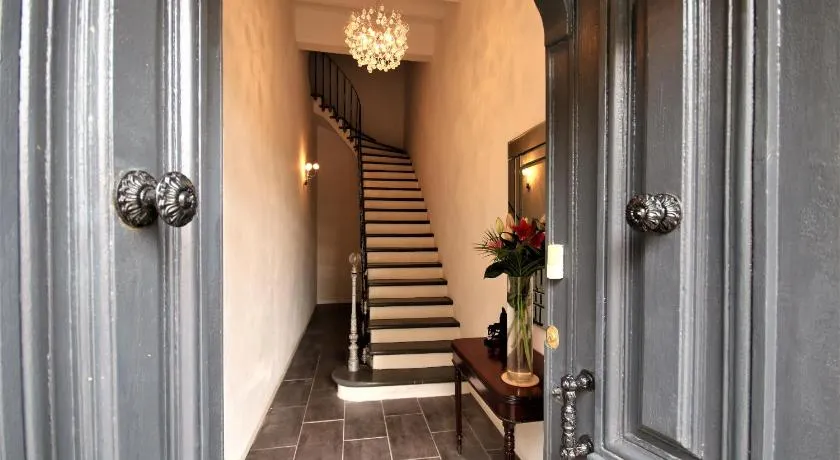 Maison M Bed and Breakfast - Image 1