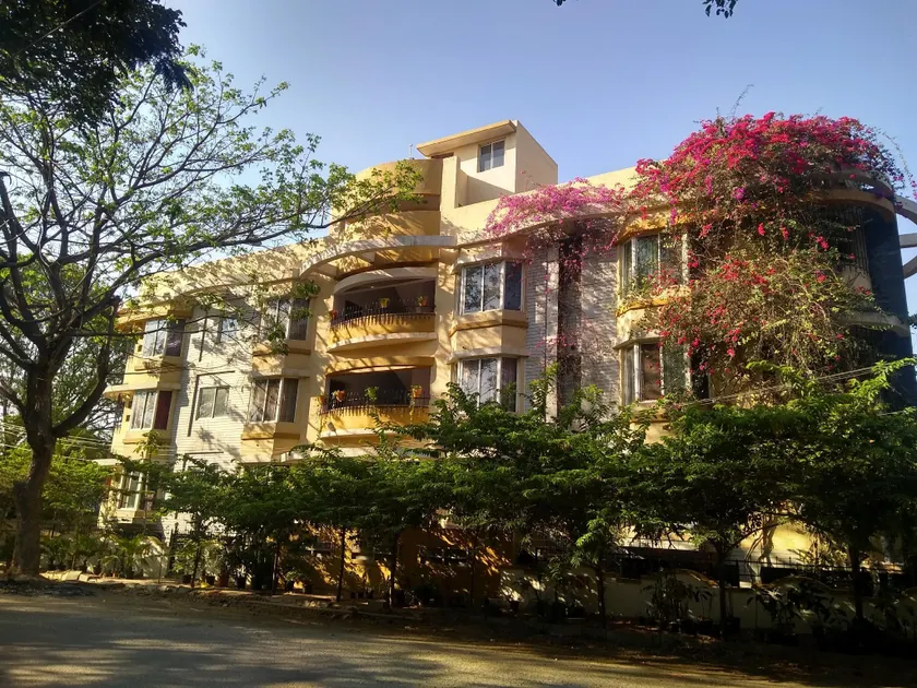 Limelights Premium Serviced Residences - Image 1