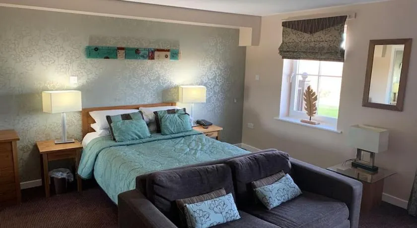 Ullswater Suite - Image 1